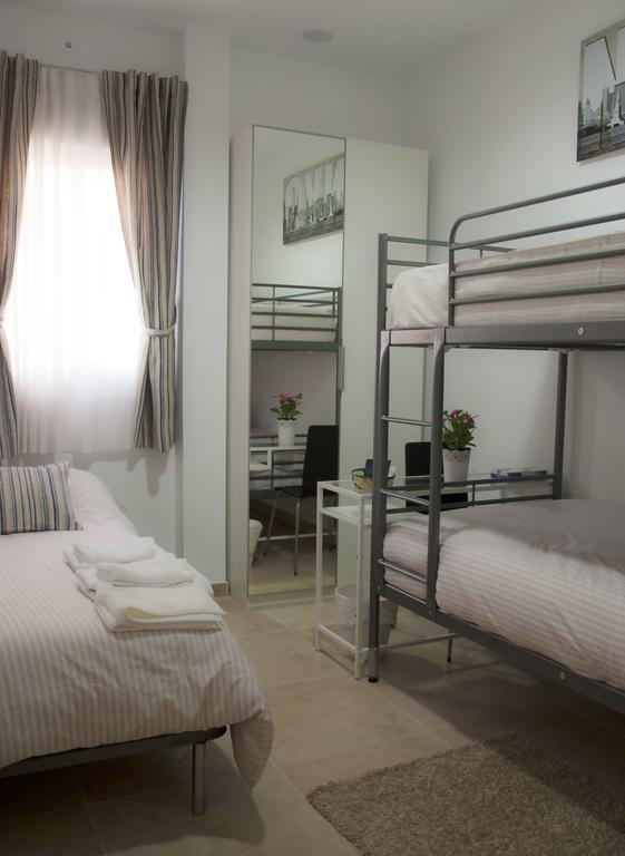 Sunnylivings Hotel Sevilha Exterior foto
