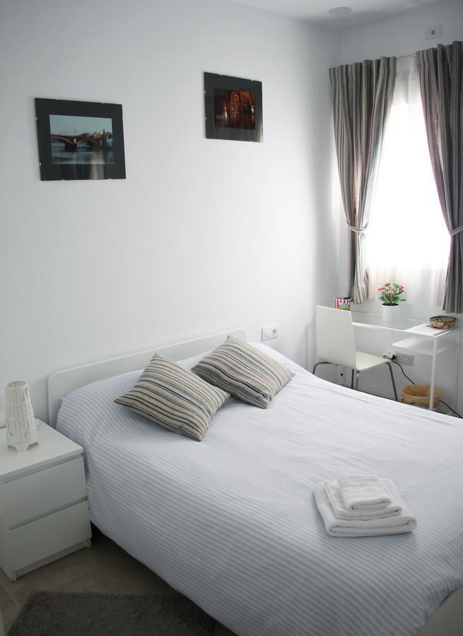 Sunnylivings Hotel Sevilha Exterior foto