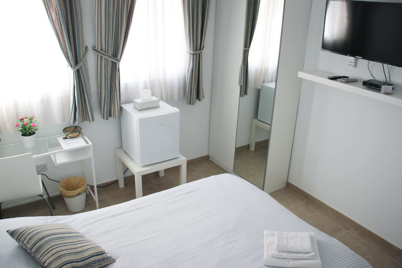 Sunnylivings Hotel Sevilha Exterior foto