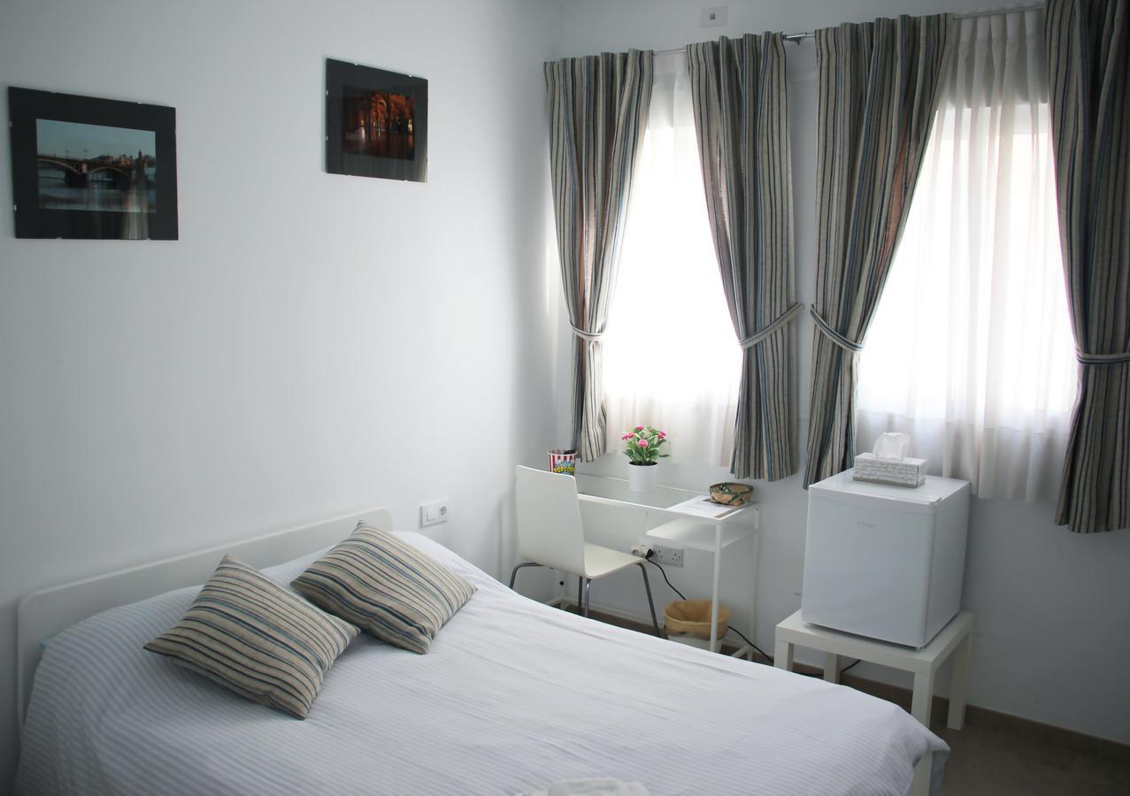 Sunnylivings Hotel Sevilha Exterior foto